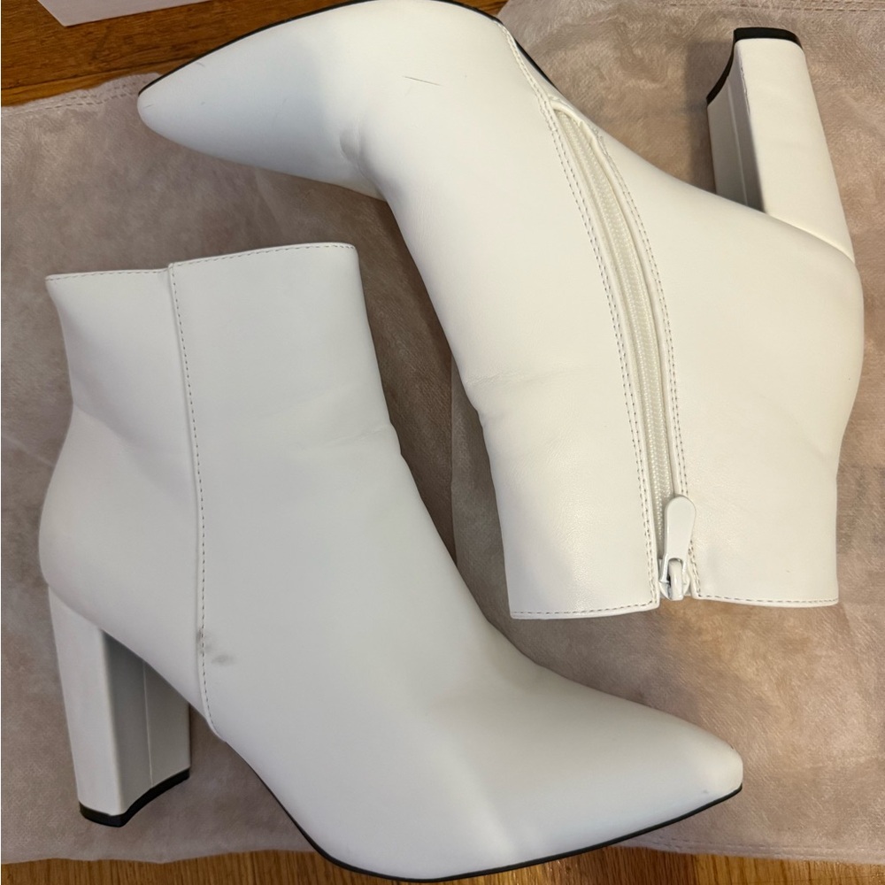 Dream Paris White Boots